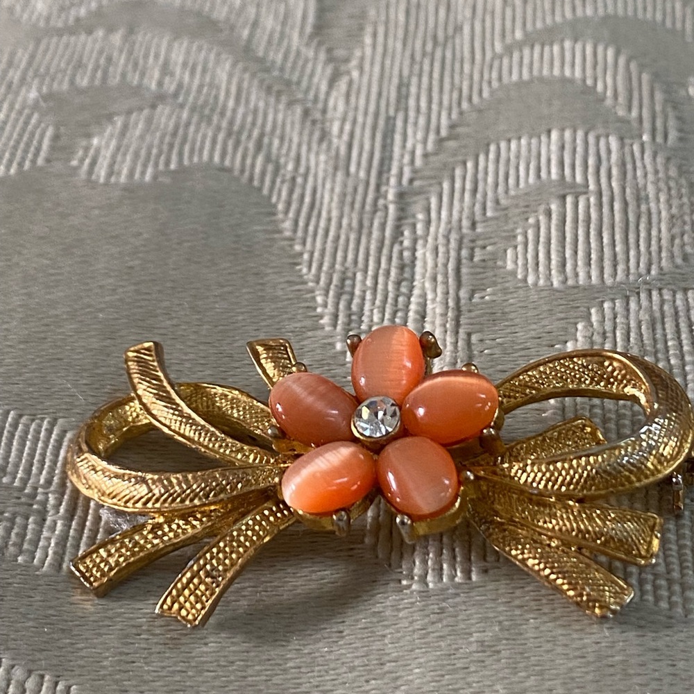 Vintage Brooch